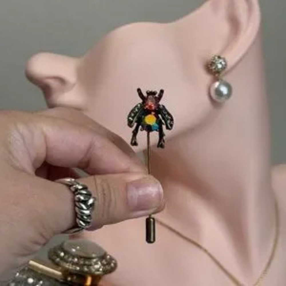 Avant-Gard Colorful Insect Brooch-Pin - Picture 2 of 10
